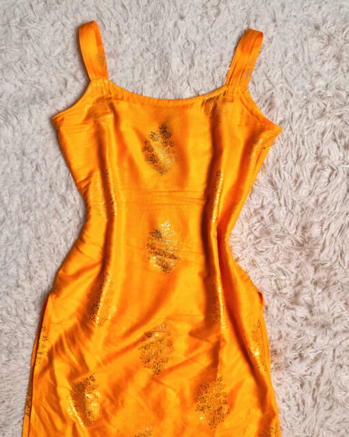 Yellow Foil-Print Cotton Sleeve-less Kurti-Top - Image 3